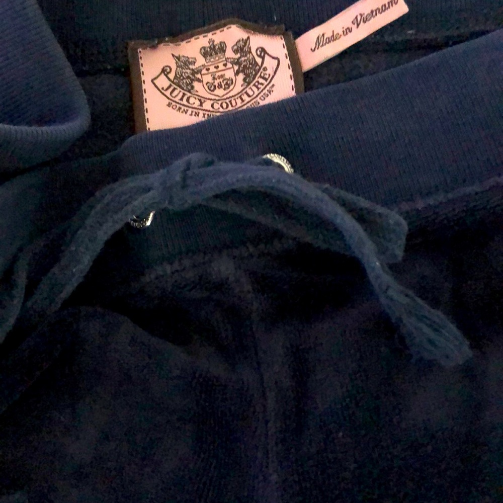 Y2K Juicy Couture Navy Velour low rise   Glittery Silver Logo - Picture 5 of 5